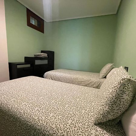 Encantador Apartamento En El Centro De Castro 카스트로우르디알레스 외부 사진