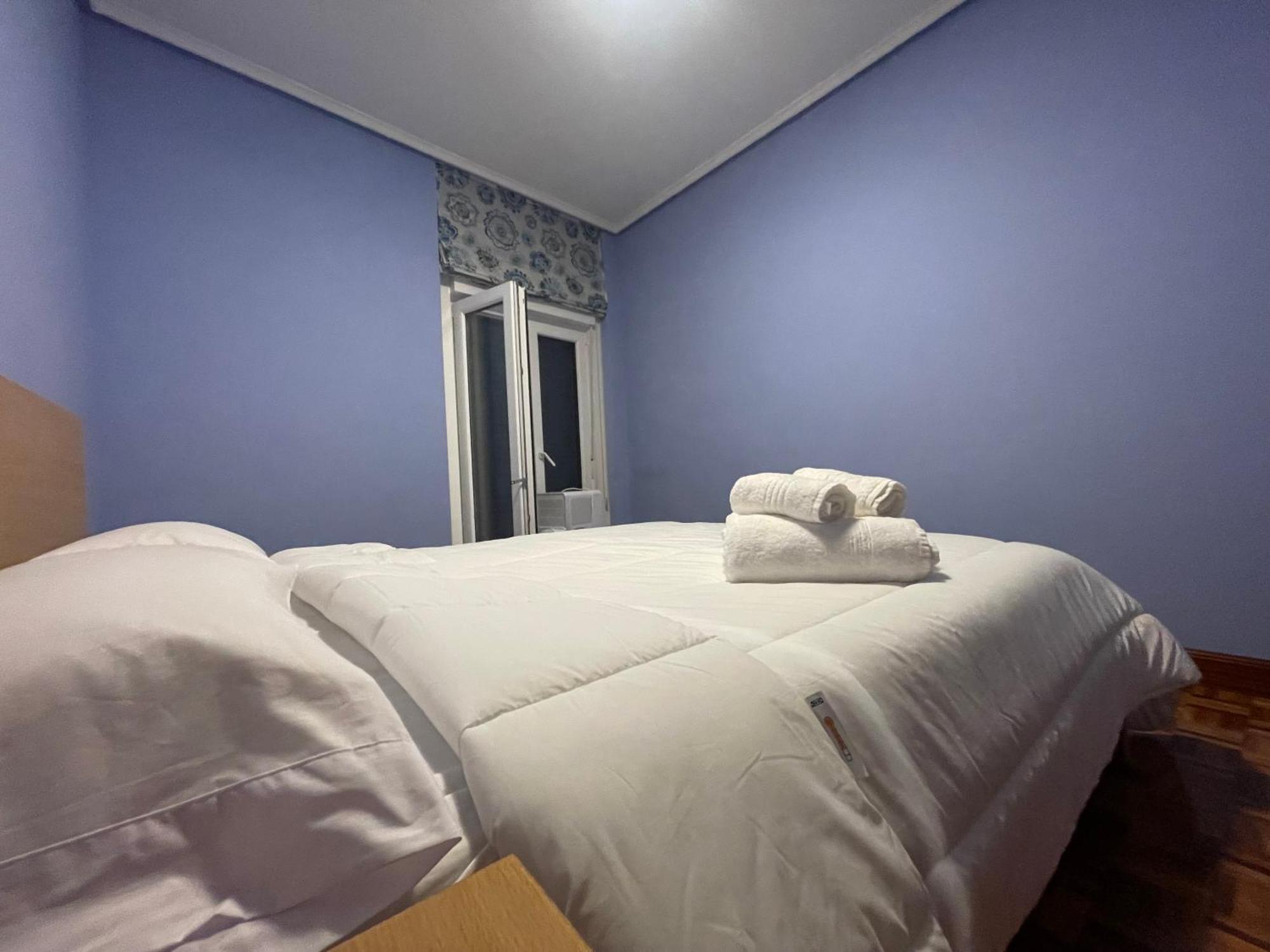 Encantador Apartamento En El Centro De Castro 카스트로우르디알레스 외부 사진