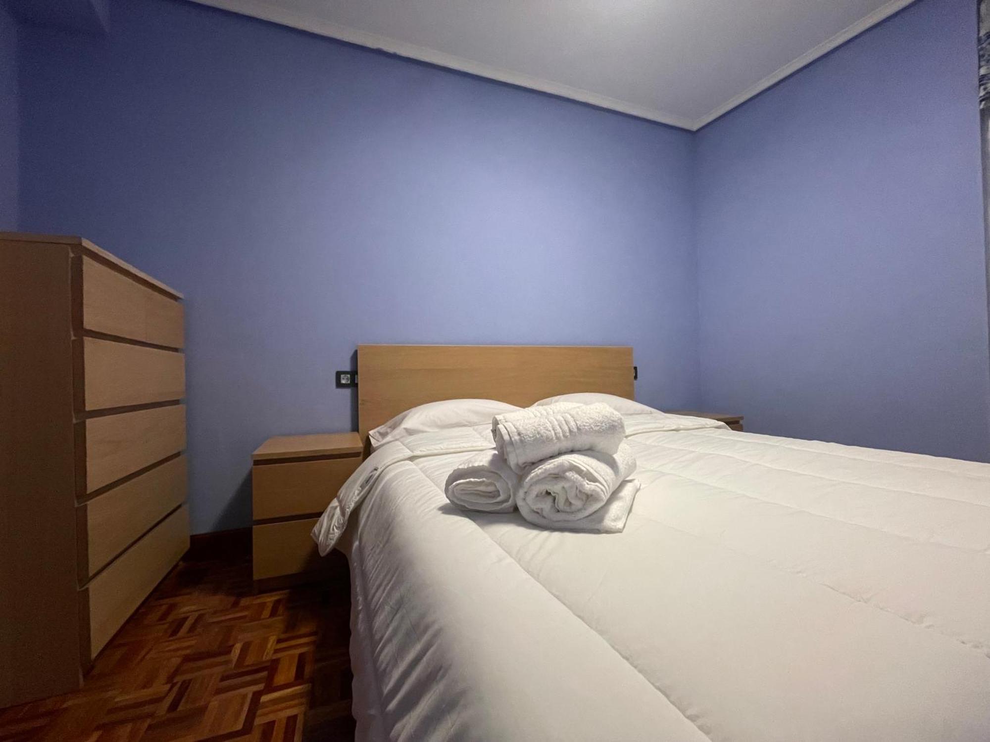 Encantador Apartamento En El Centro De Castro 카스트로우르디알레스 외부 사진